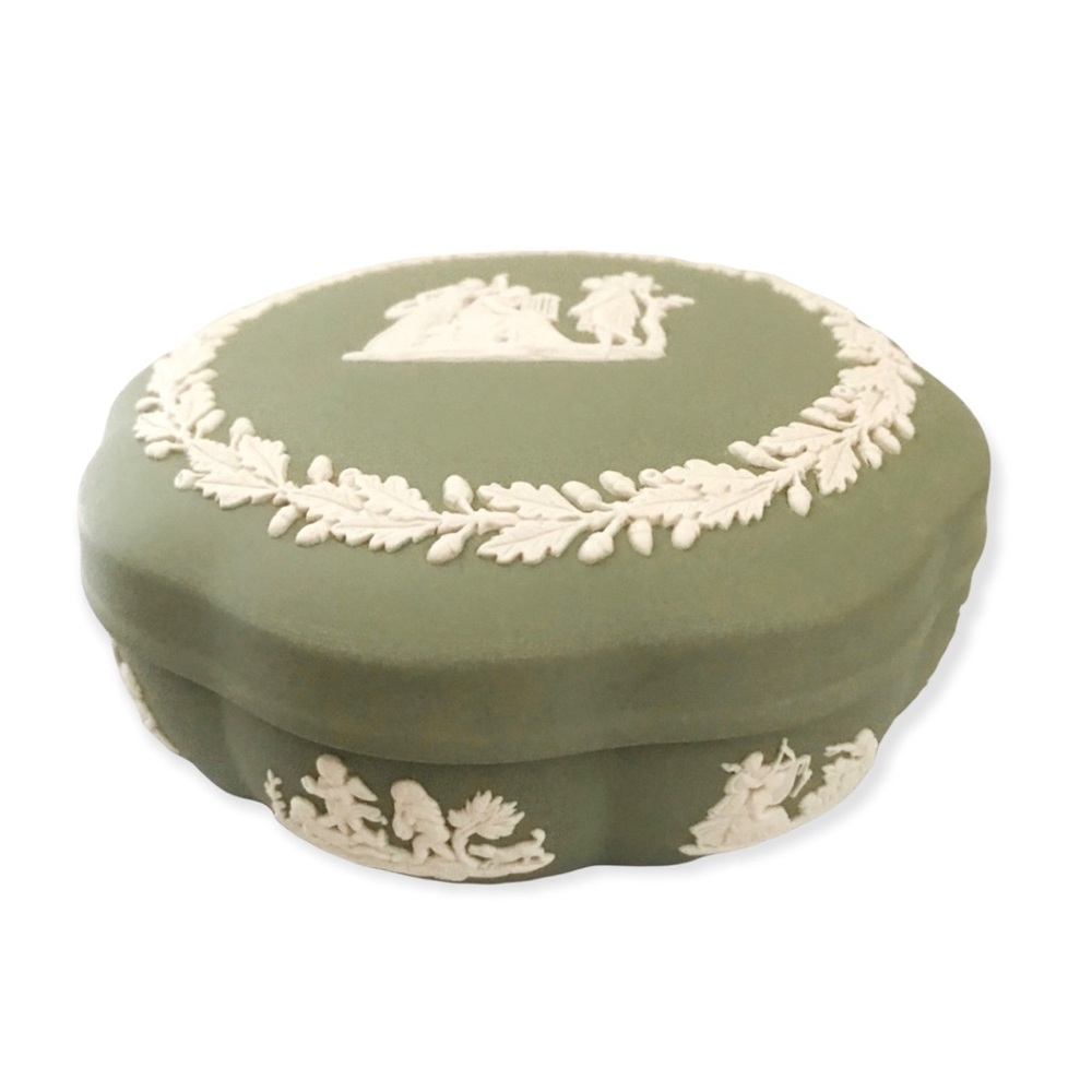 VTG Wedgwood Cream & Sage Green Box Neoclassical Motif NEW Condition - Picture 3 of 16